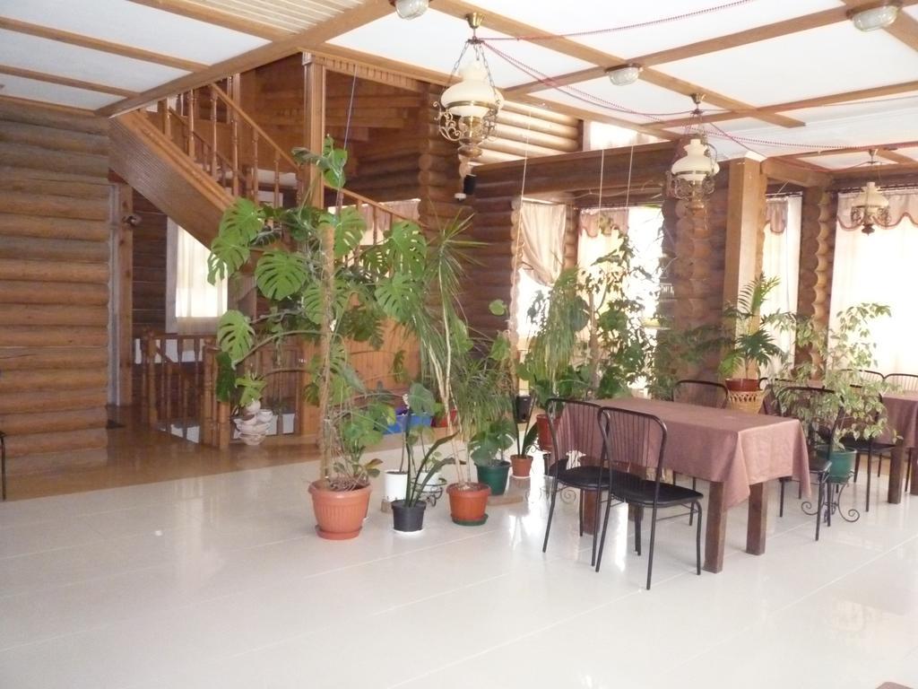 Hotel Restaurant Complex Boyarskiy Dvor Boyarka Exterior foto