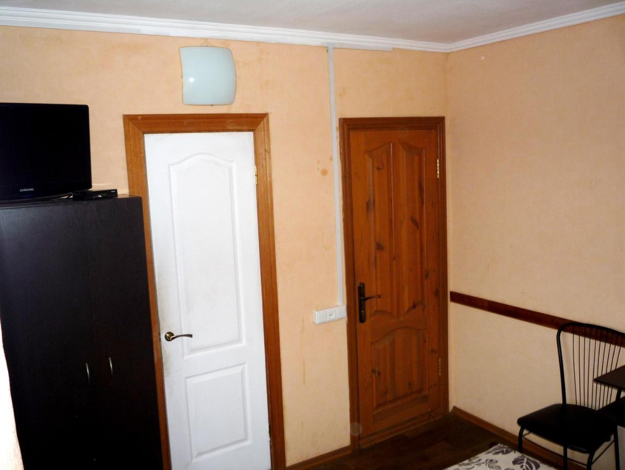 Hotel Restaurant Complex Boyarskiy Dvor Boyarka Exterior foto